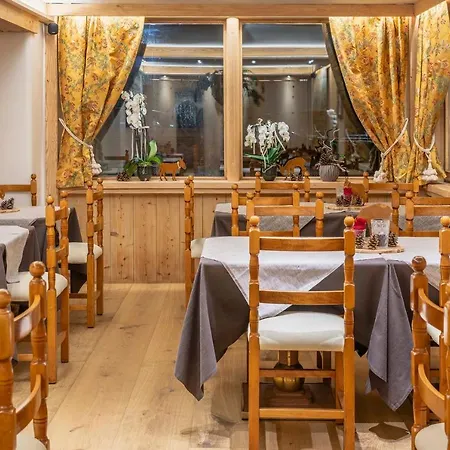 Ciasa Lorenzi 3* Cortina dʼAmpezzo